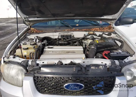 2005 Ford Escape Hybrid из США, поврежденный, VIN 1FMYU96H95KB78005